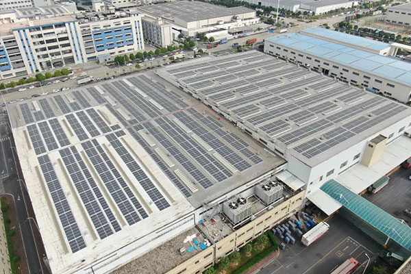 日托光伏再度攜手國電投，打造零碳造車新路徑