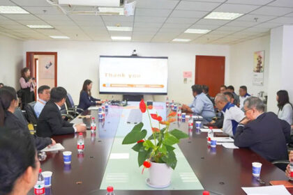 馬來西亞訪團蒞臨日托光伏,共筑可持續發展之路 馬來西亞訪團蒞臨日托光伏,共筑可持續發展之路