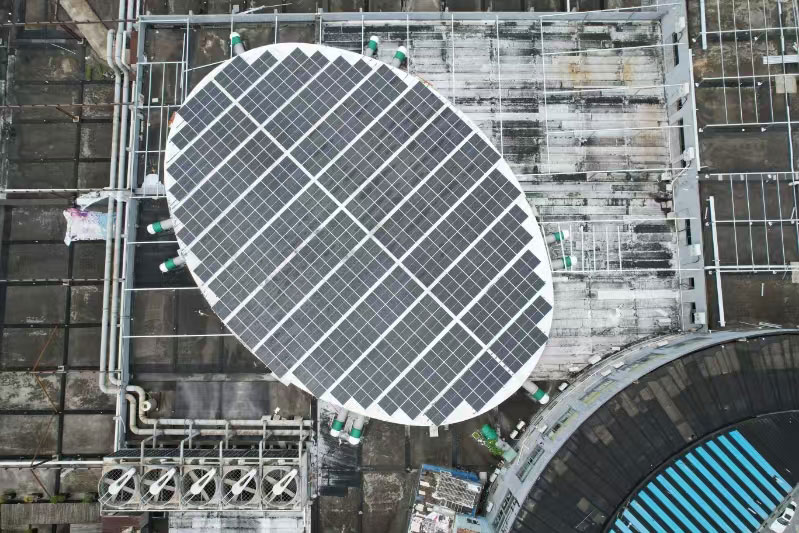 華蓋加持，日托賦能，光伏與建筑的融合美學