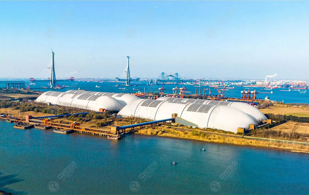 聚焦2024,展望2025,日托光伏的創(chuàng)新突破與行業(yè)新篇章