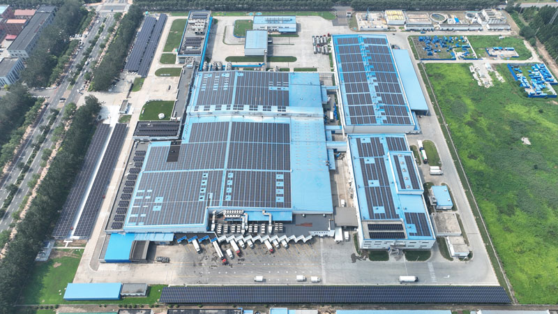 伊利天津工廠全面啟用日托光伏輕剛組件